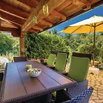 Pet Friendly In Prázdninový dům Jurdani