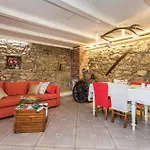 Pet Friendly In Prázdninový dům Jurdani