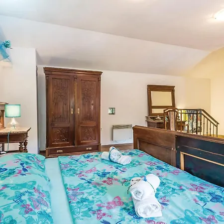 Feriehus Pet Friendly In Jurdani