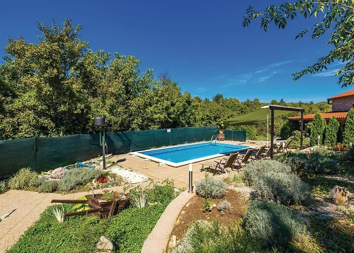 Stunning Home In Jurdani With Wifi Ferienhaus Jurdani