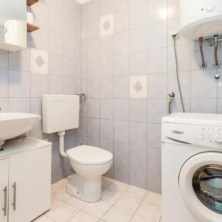 Lovely Home In Jurdani With Outdoor Swimming Pool